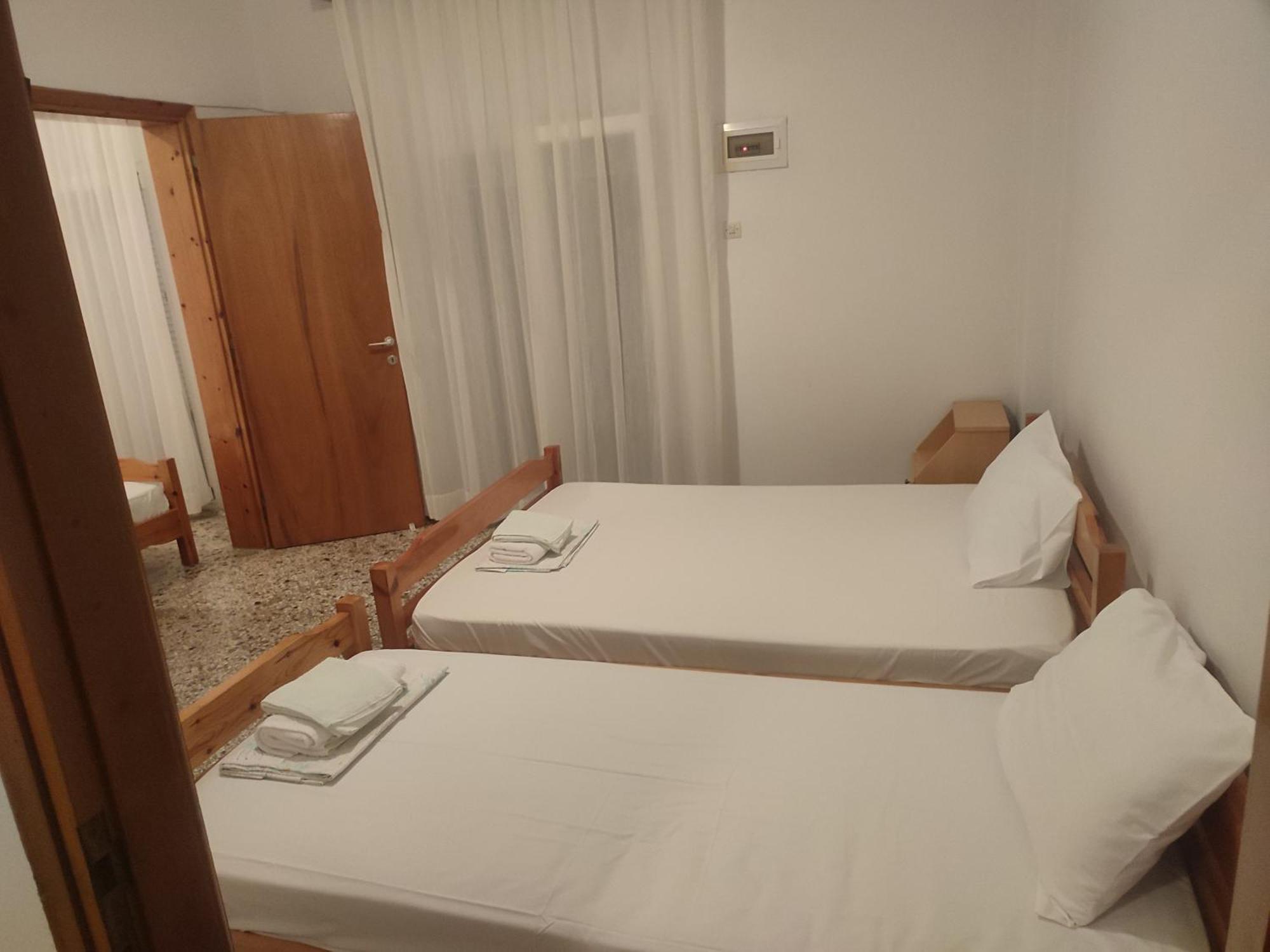 Michalos Apartments Paralía Skotínis Εξωτερικό φωτογραφία
