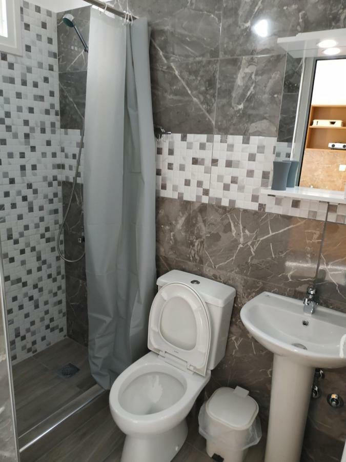 Michalos Apartments Paralía Skotínis Εξωτερικό φωτογραφία